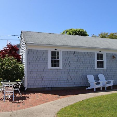 Seaside Serenity, Just A Block /0.1 Mile Away From The Beach Yarmouth Port Exterior foto