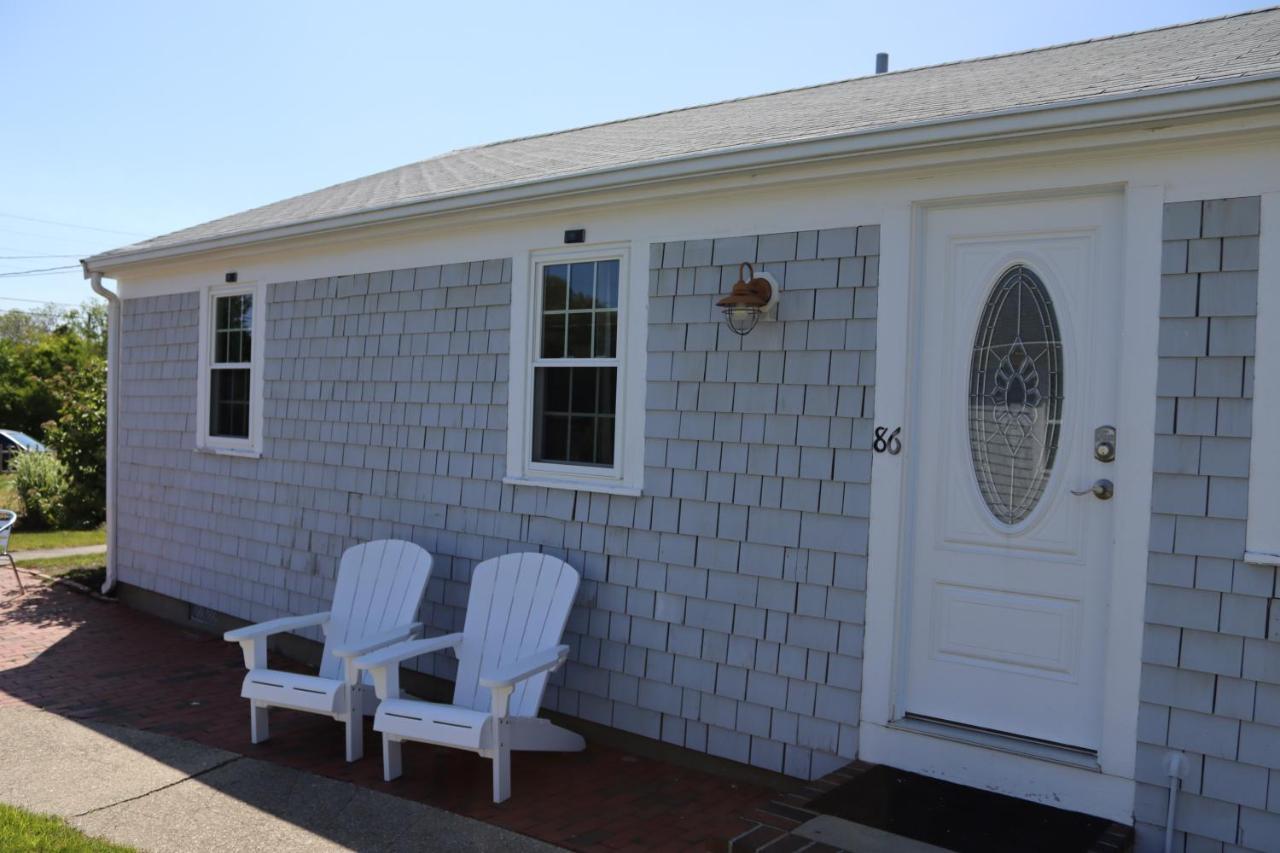 Seaside Serenity, Just A Block /0.1 Mile Away From The Beach Yarmouth Port Exterior foto