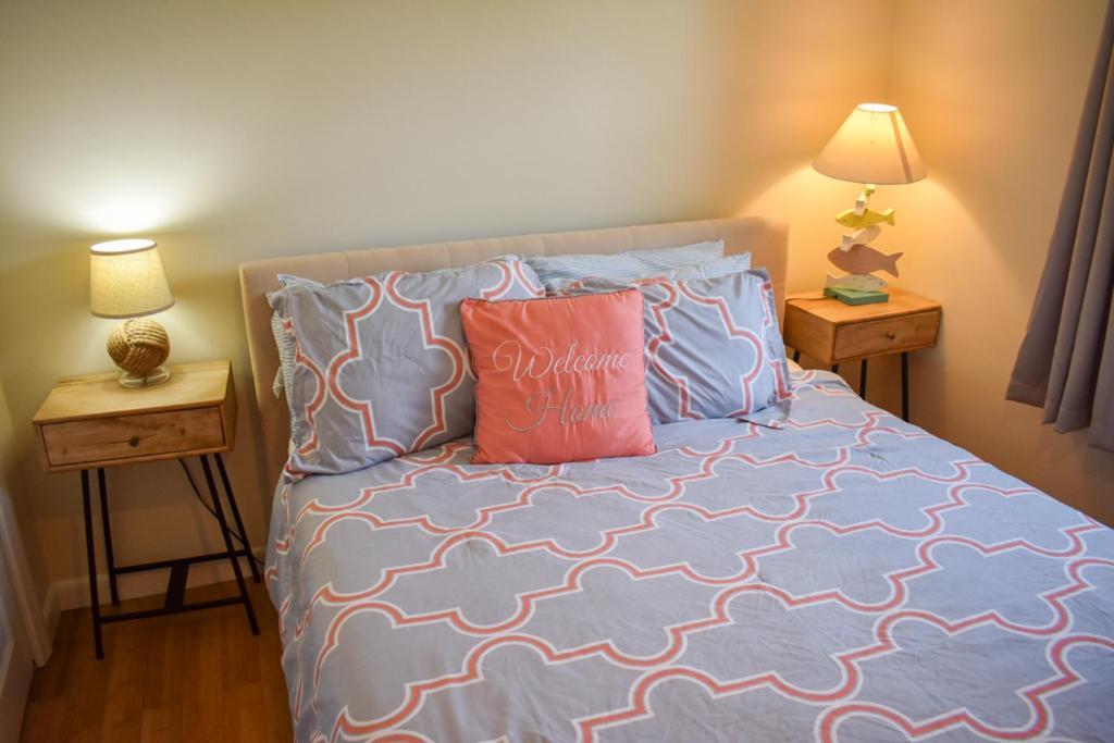 Seaside Serenity, Just A Block /0.1 Mile Away From The Beach Yarmouth Port Exterior foto